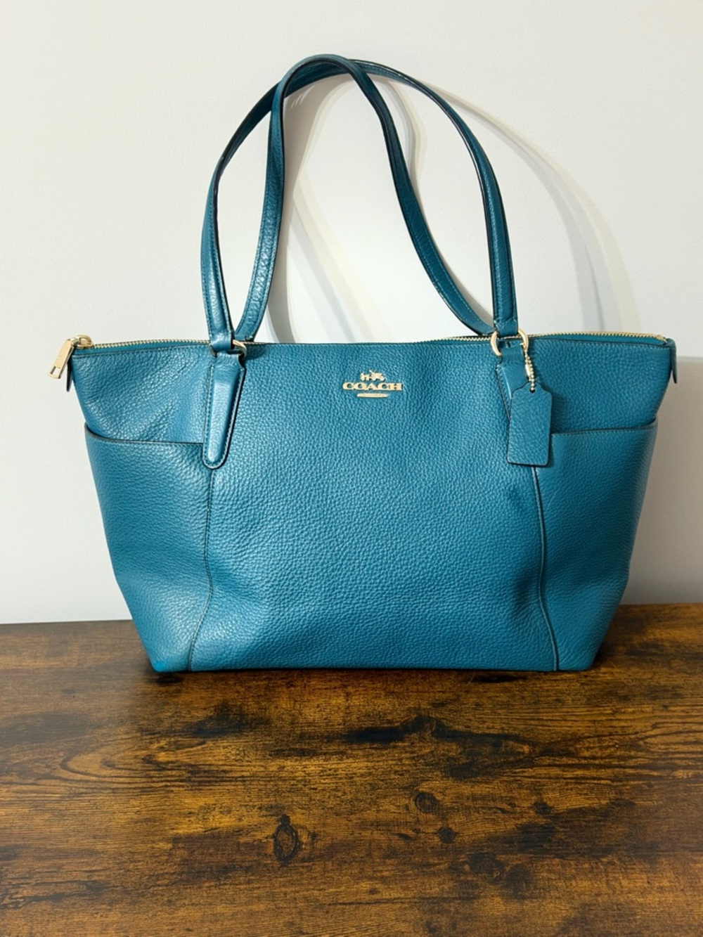 Coach Teal Pebbled Leather Shoulder Tote with Gold Hardware - Picture 3 of 14